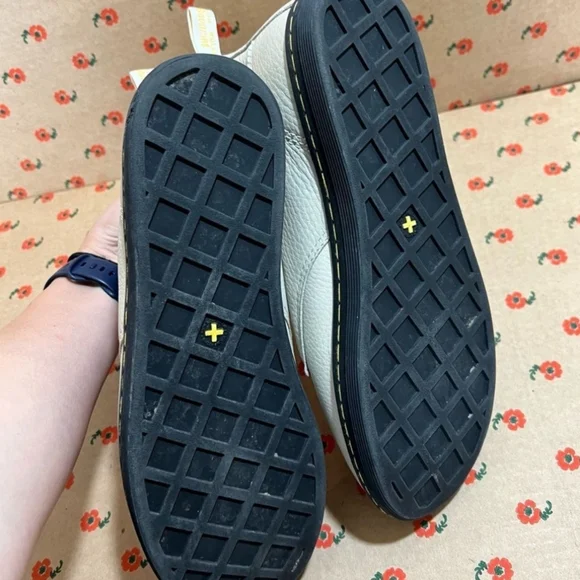 Dr. Martens Cream and Black Leyton Boots - Picture 3 of 5